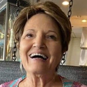 Meet your Posher, Joann